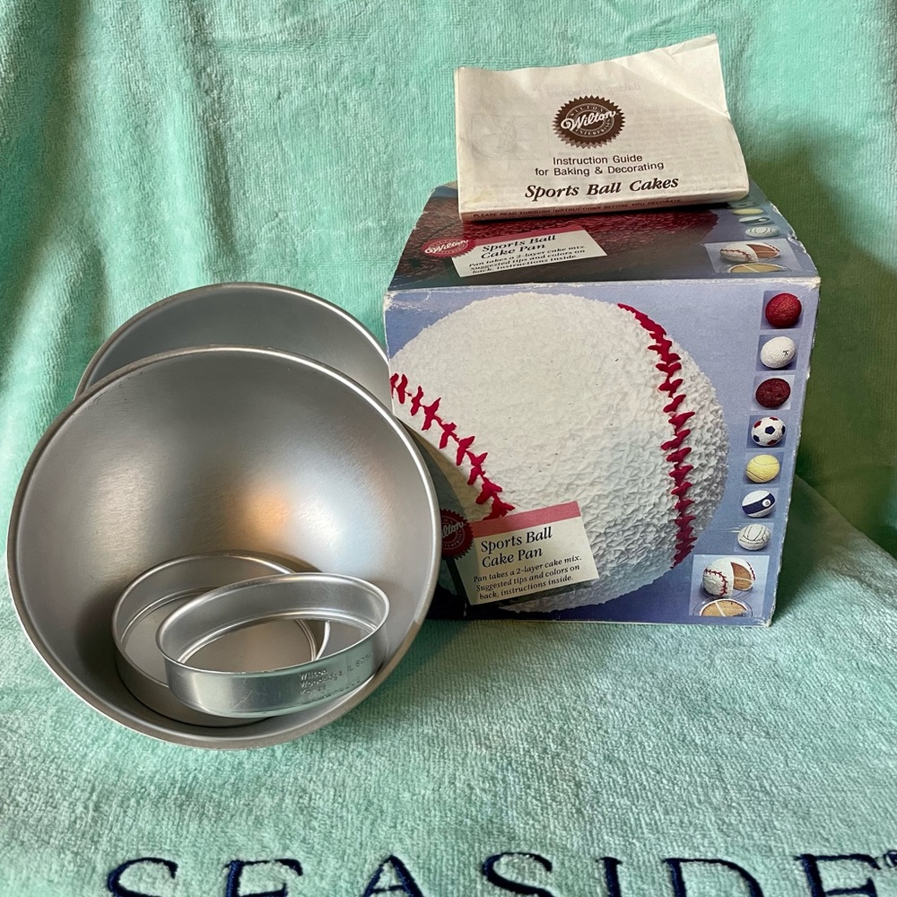 Vintage Wilton Sports Ball Cake Pan